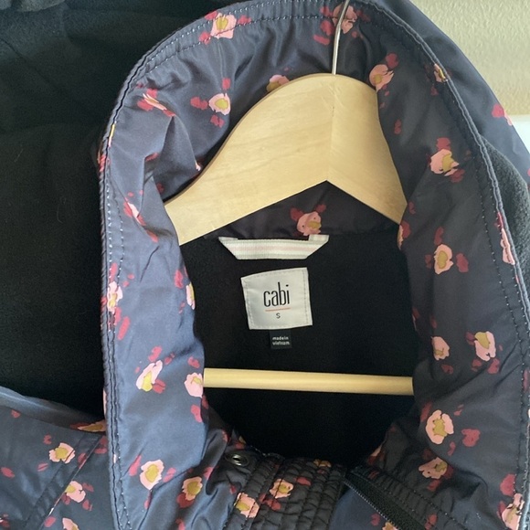 Cabi Rainy Day Jacket floral parka winter coat black anorak women’s size Small - Picture 6 of 16